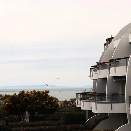 Le Grand Large - Studio Pour 5 Personnes 704 * Le Grau-du-Roi